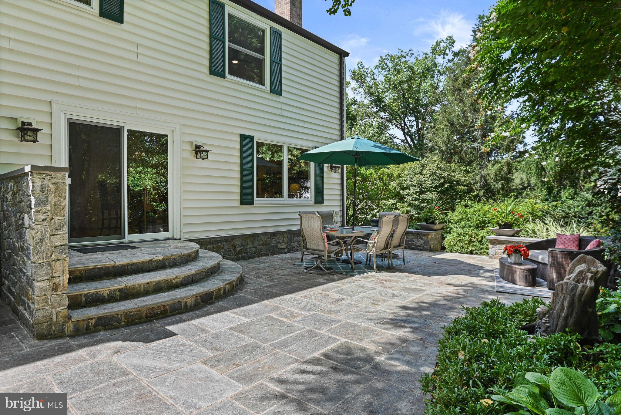 SUNNYBROOK - Residential