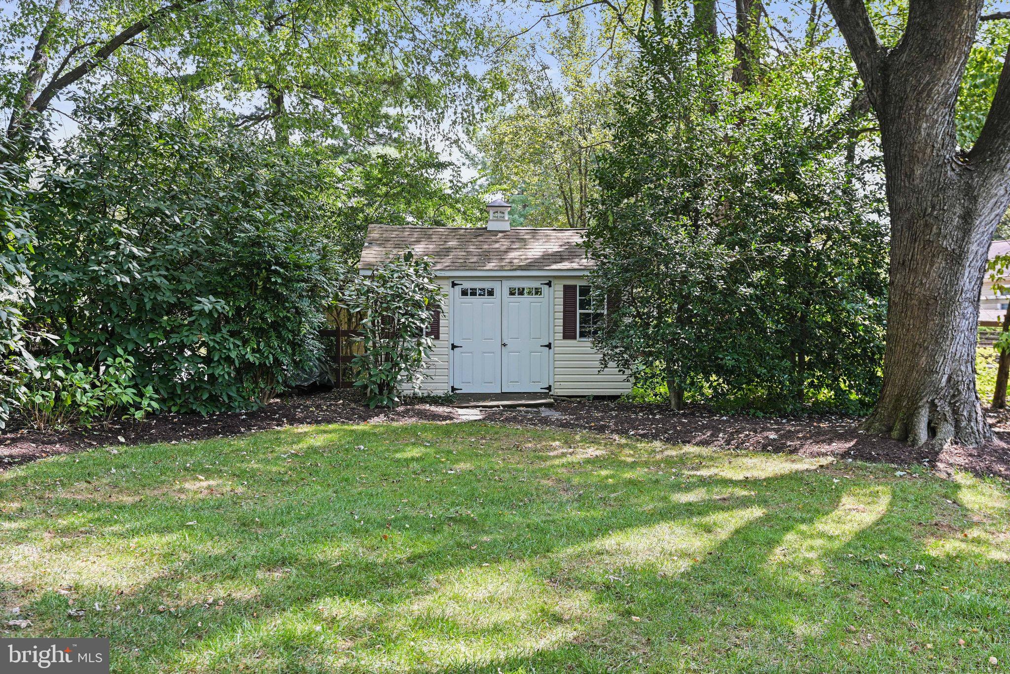 SUNNYBROOK - Residential