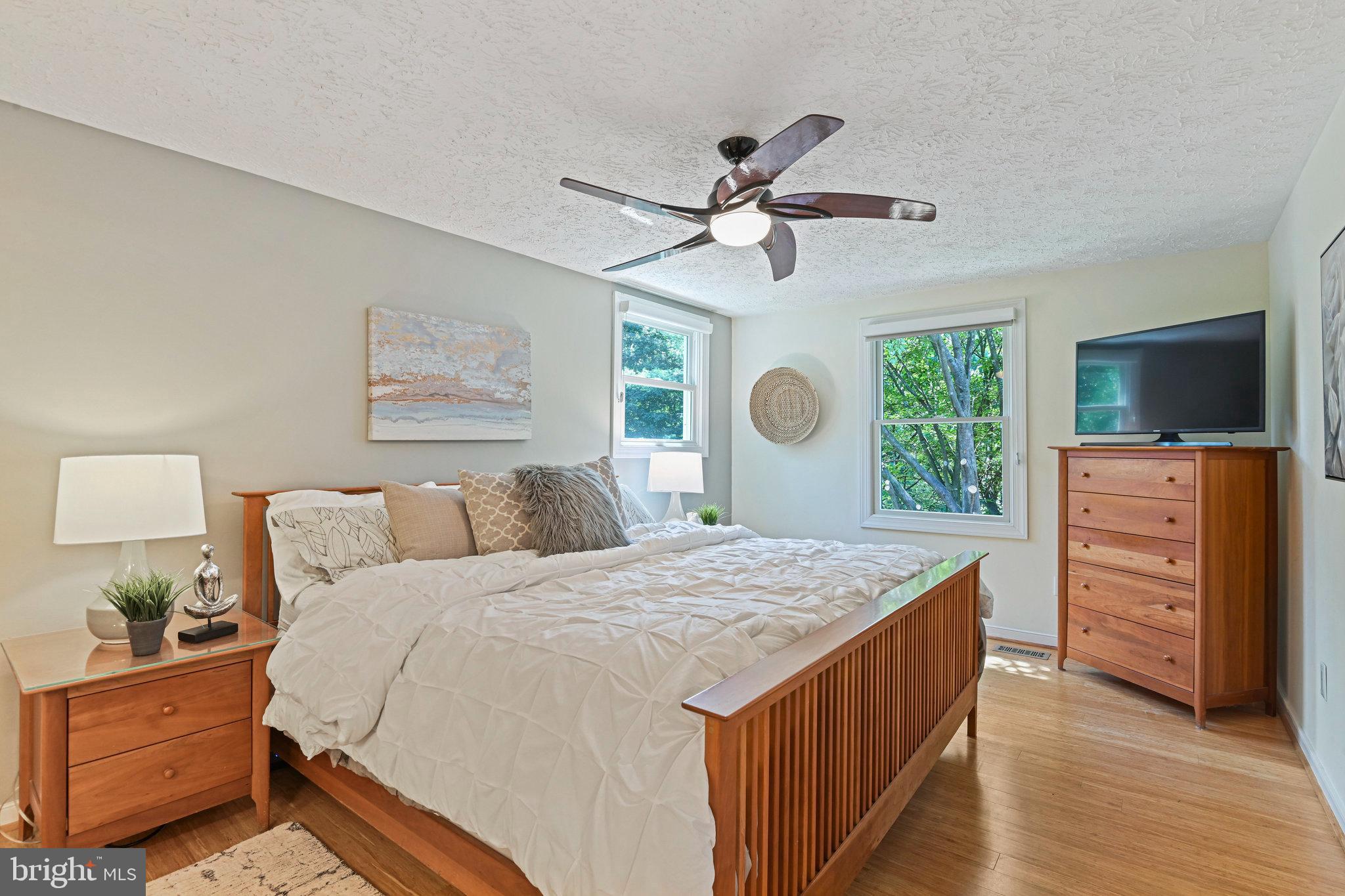 SUNNYBROOK - Residential