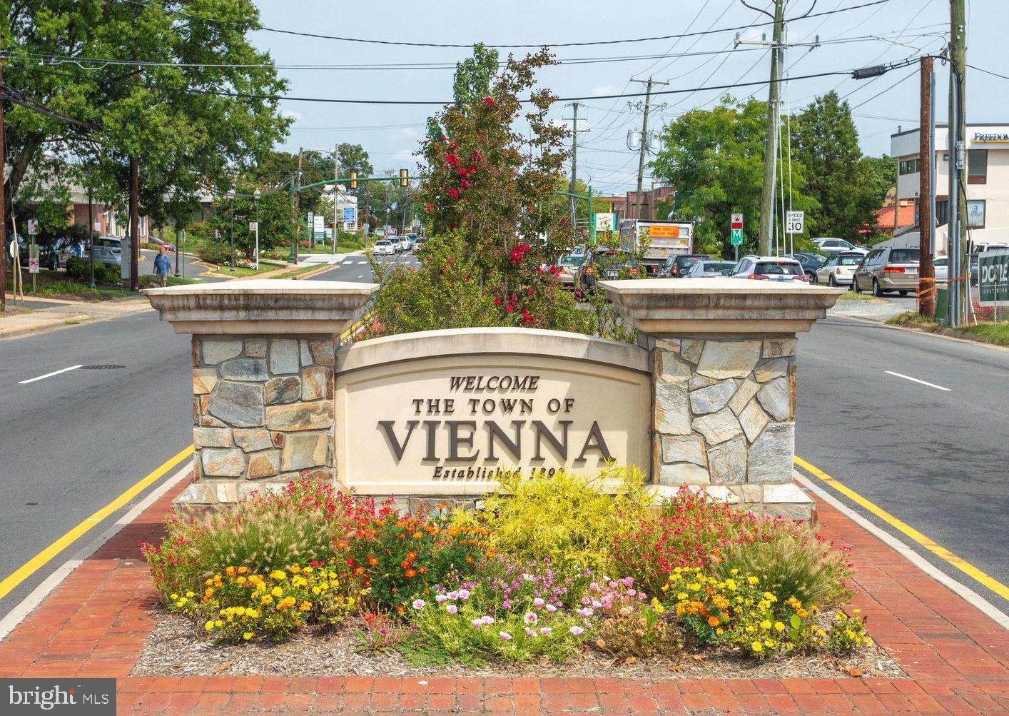 SUNNYBROOK - Residential