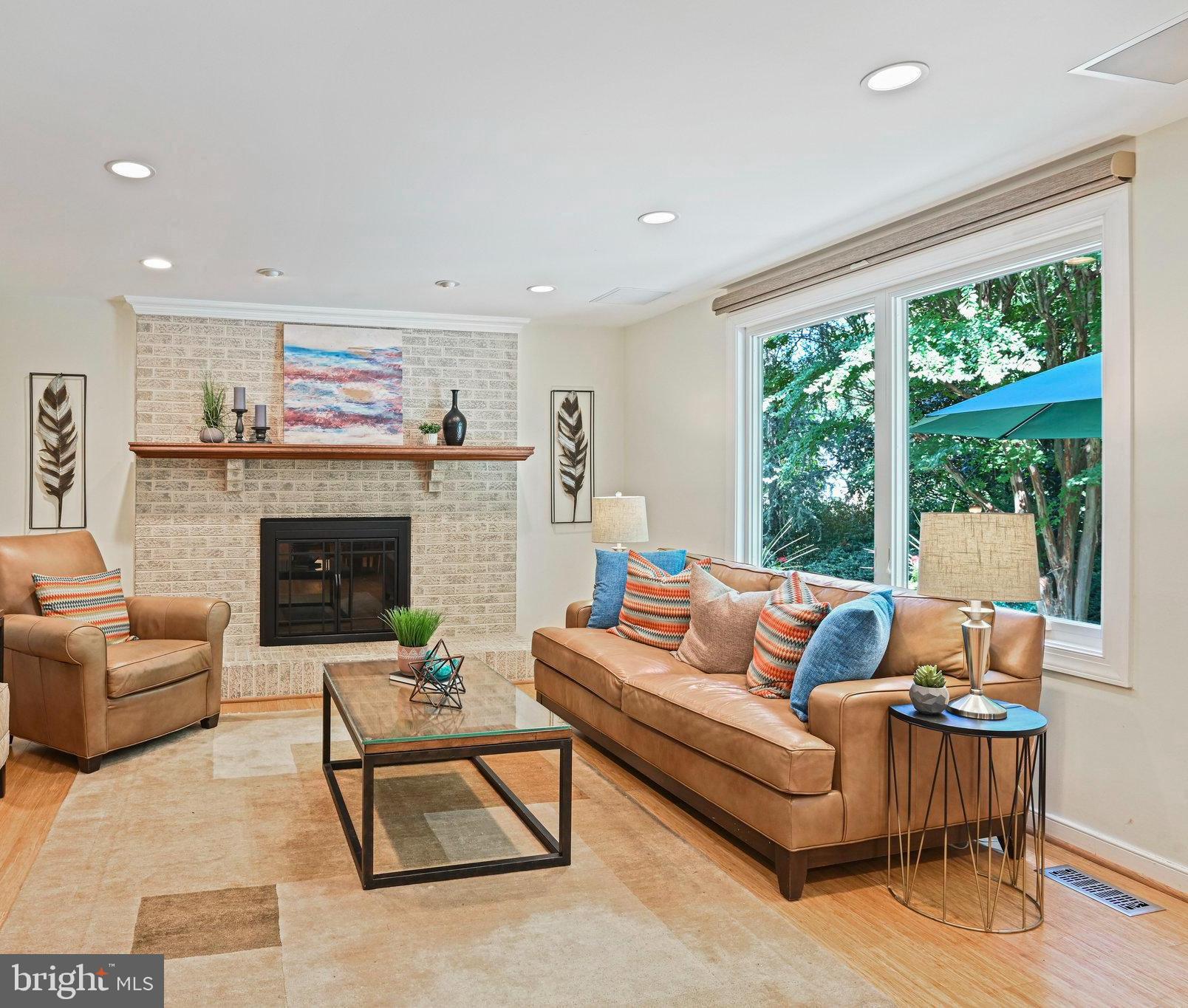 SUNNYBROOK - Residential