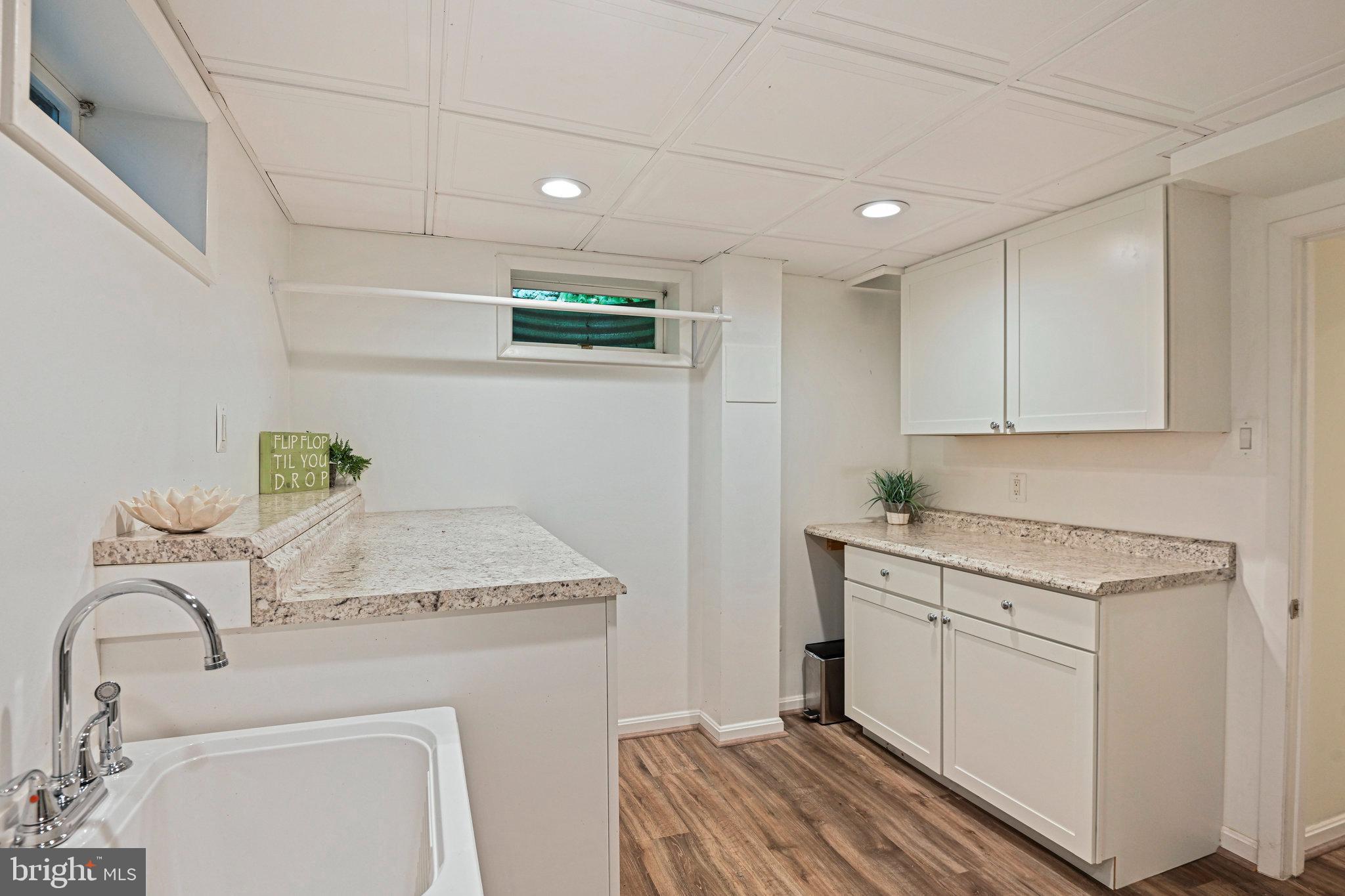 SUNNYBROOK - Residential