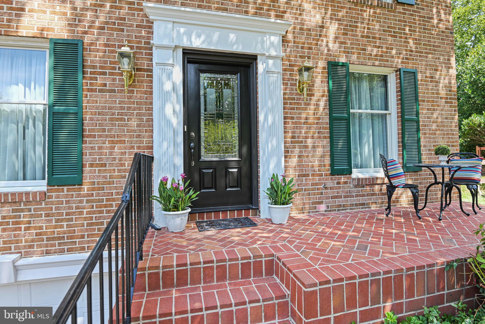 SUNNYBROOK - Residential