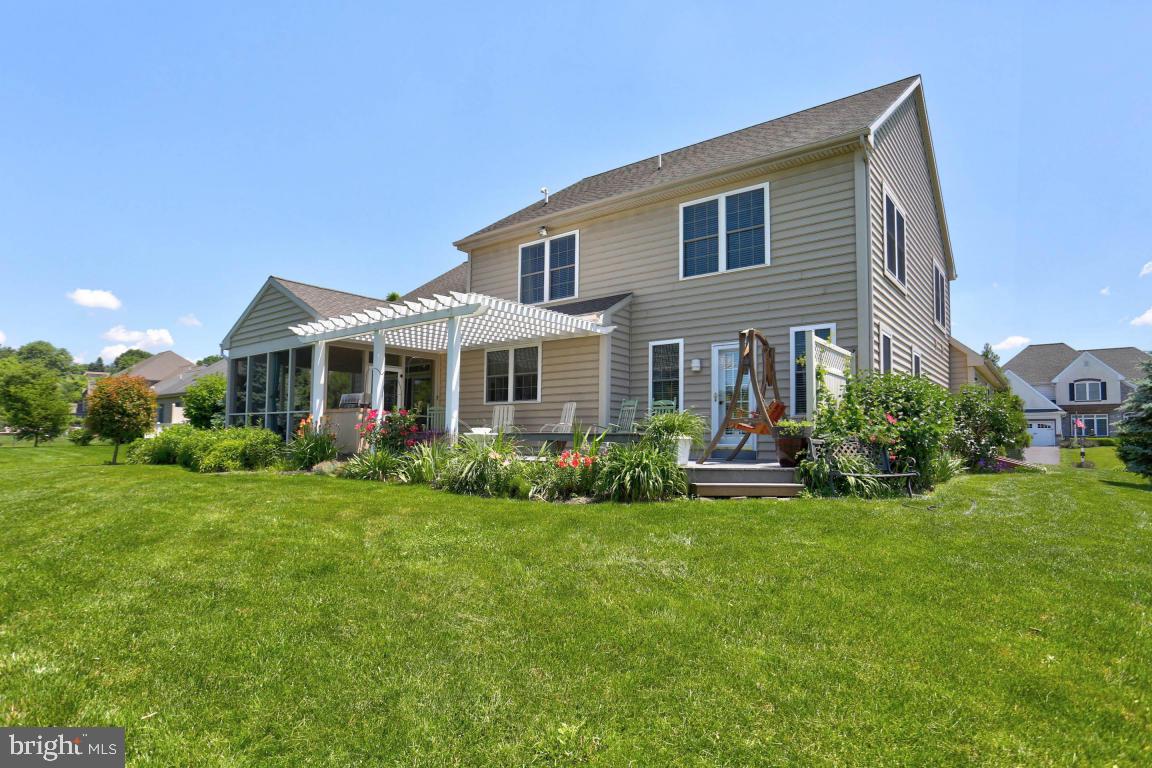 PARKFIELD - Residential
