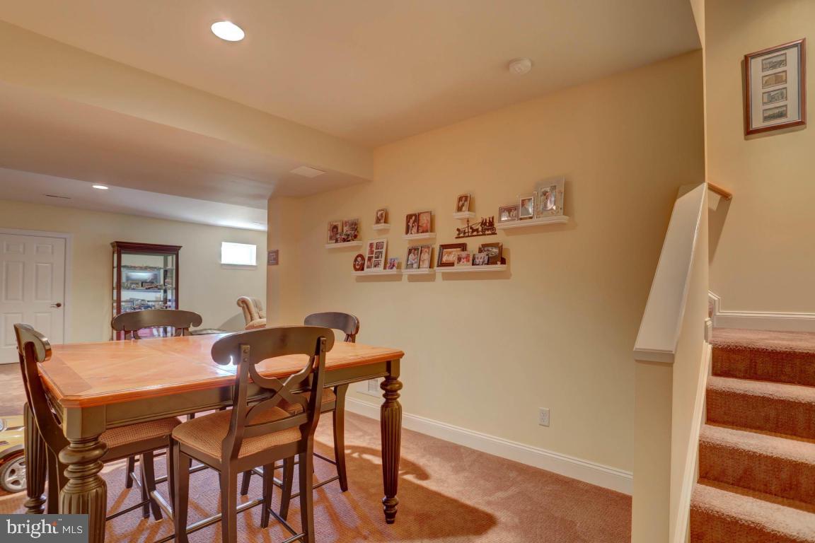 PARKFIELD - Residential