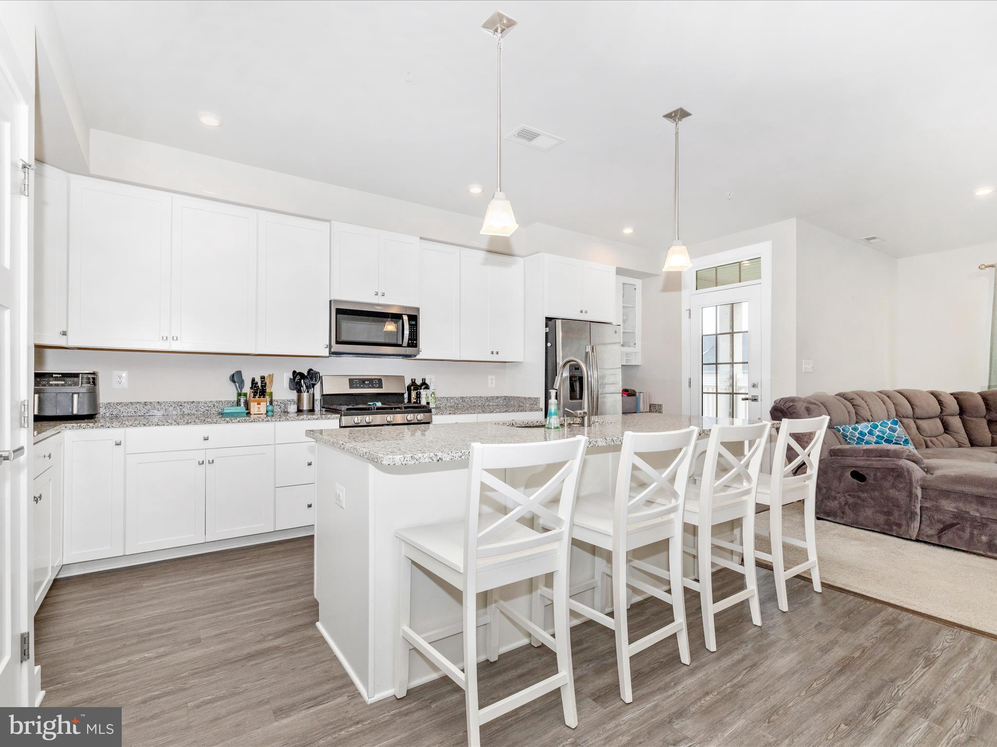 JEFFERSON PLACE - Residential