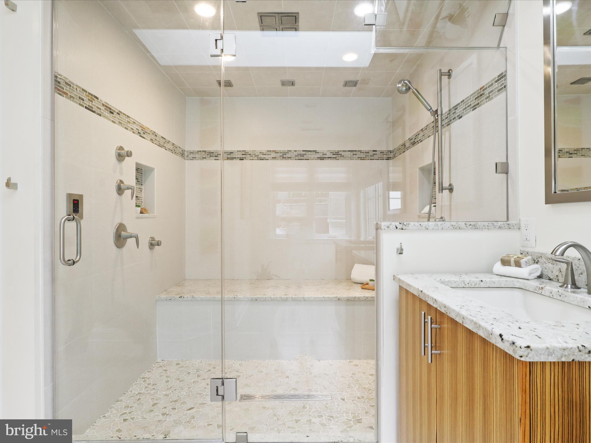 MINOR HILL - Residential