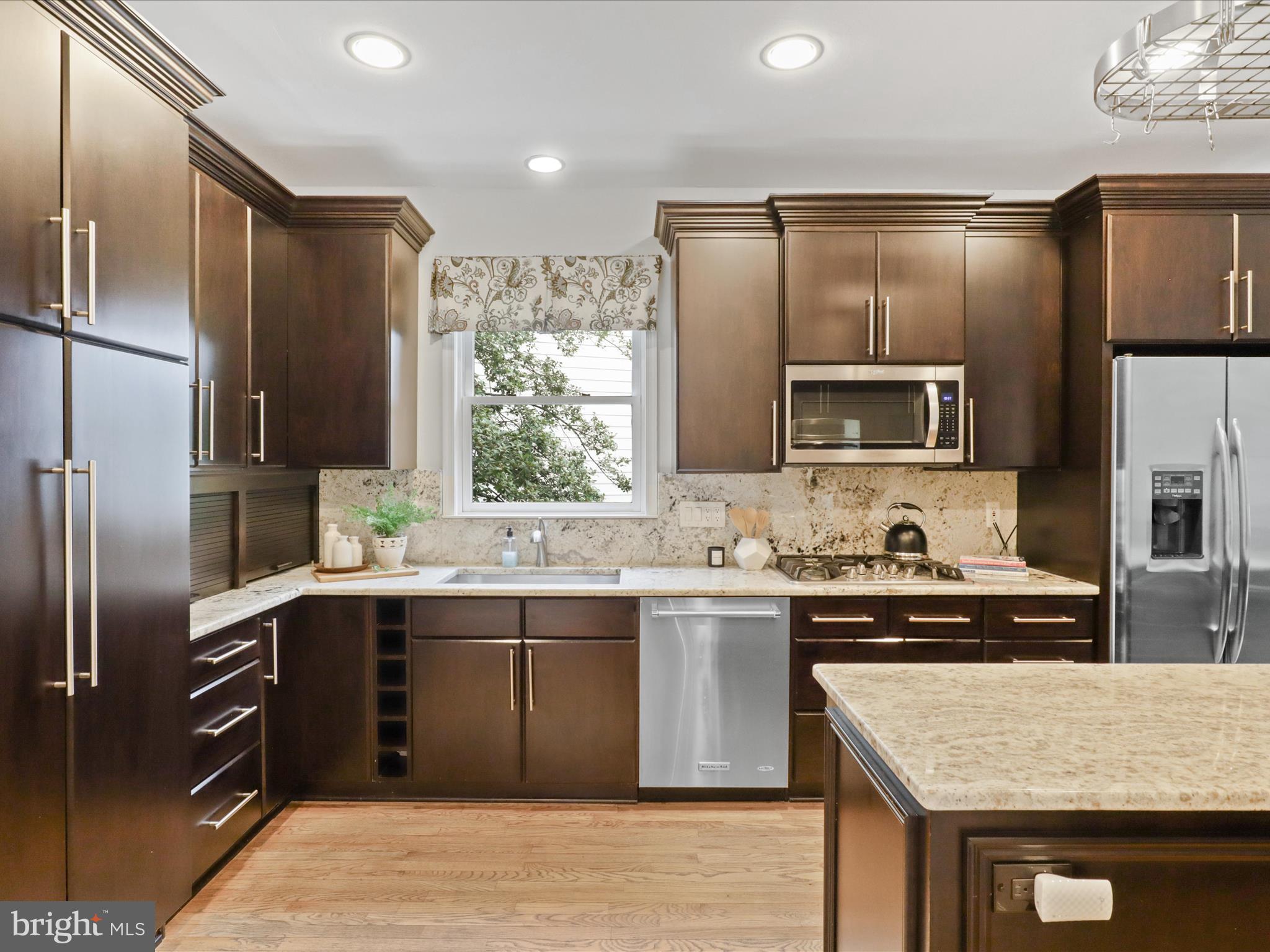 MINOR HILL - Residential