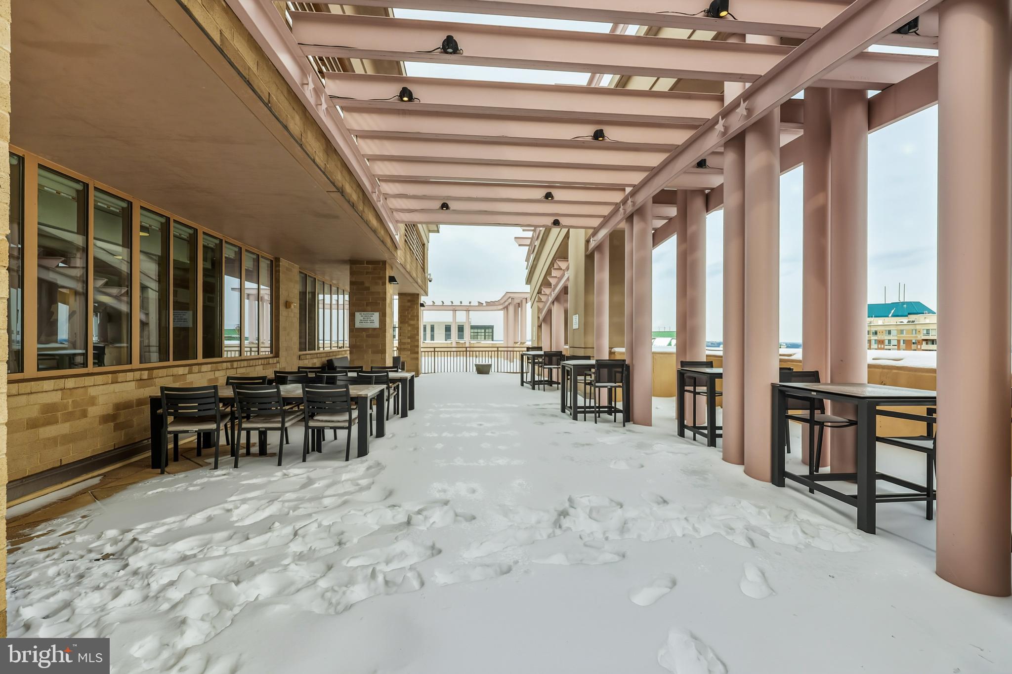 RESIDENCES AT LIBERTY CENTER - Residential