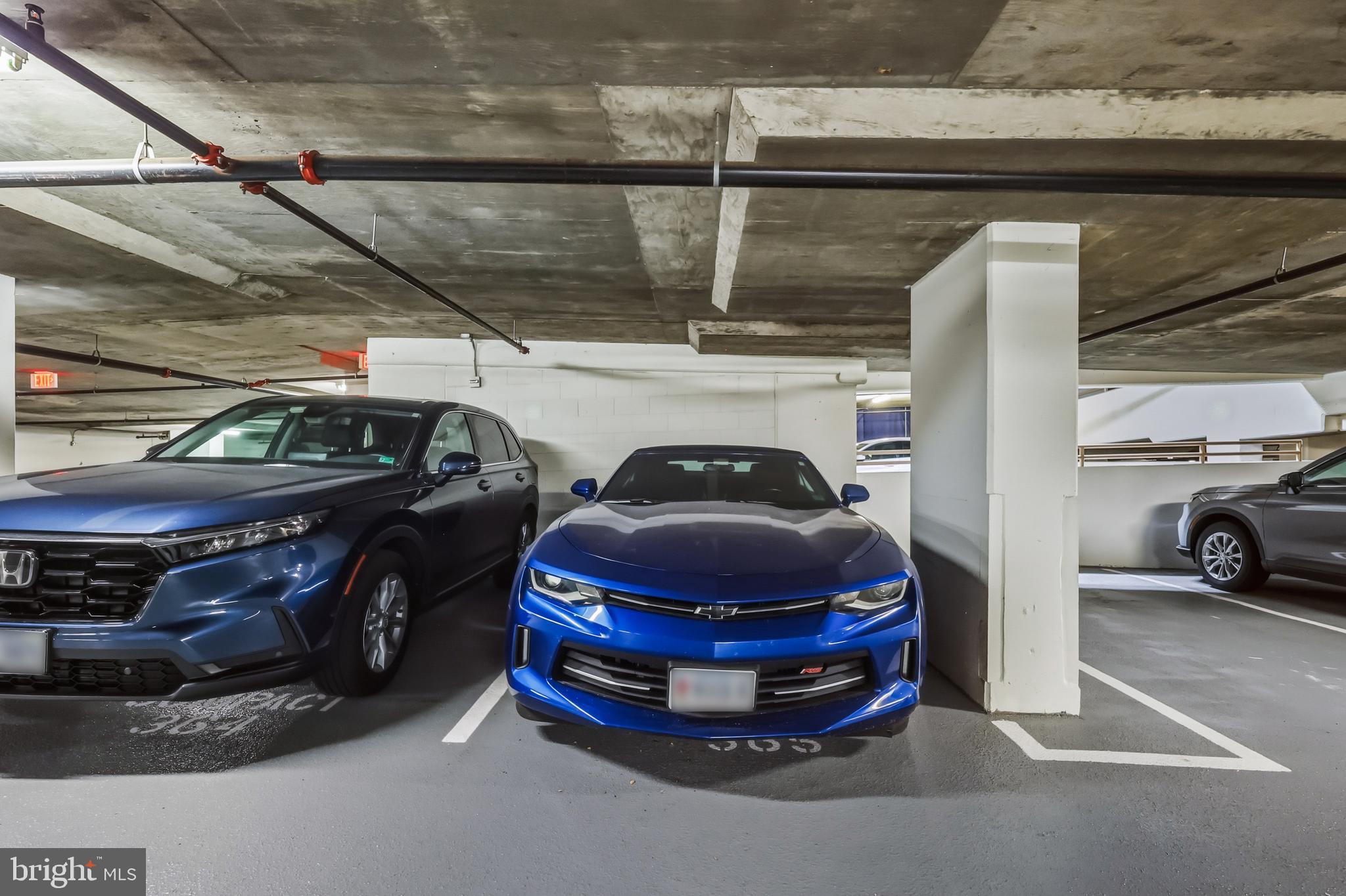 RESIDENCES AT LIBERTY CENTER - Residential