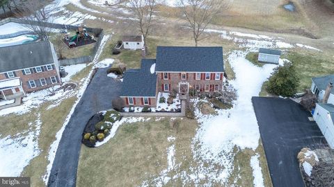 1363 LEXINGTON DRIVE YARDLEY PA 19067