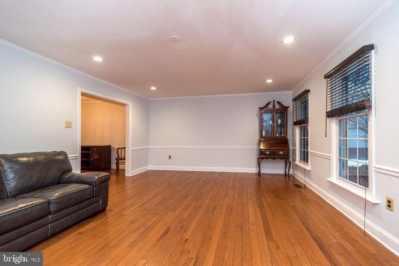 YARDLEY HUNT - Residential