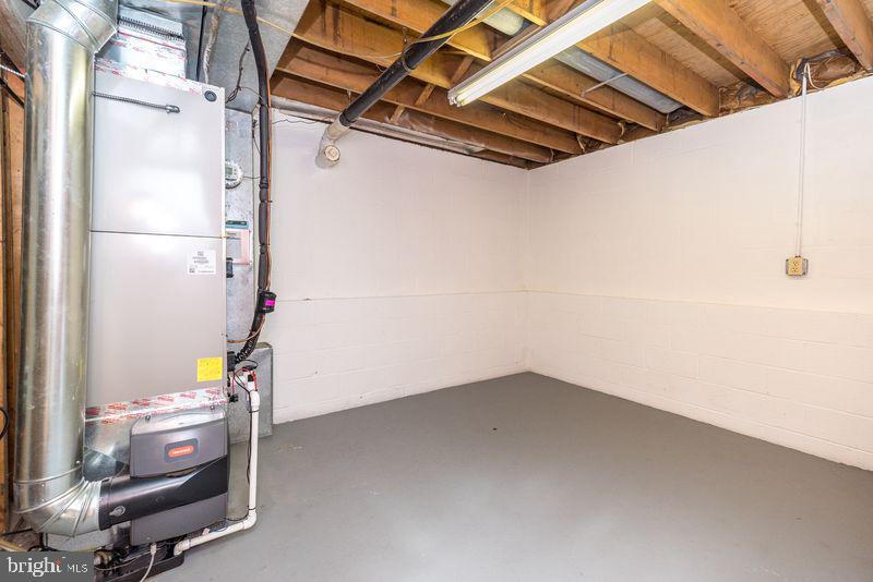 YARDLEY HUNT - Residential