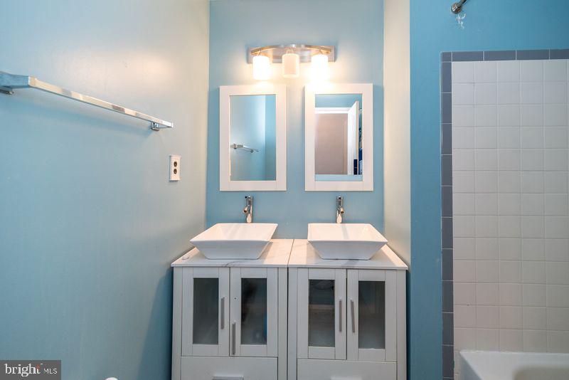 YARDLEY HUNT - Residential