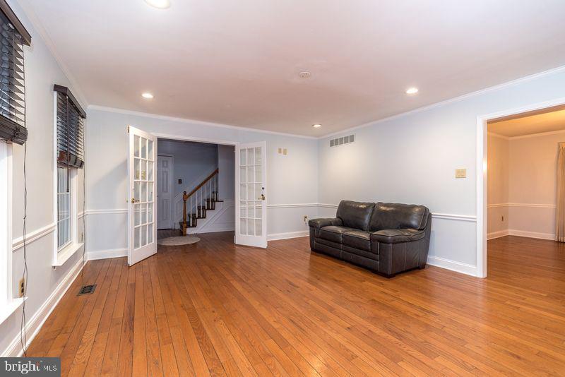 YARDLEY HUNT - Residential