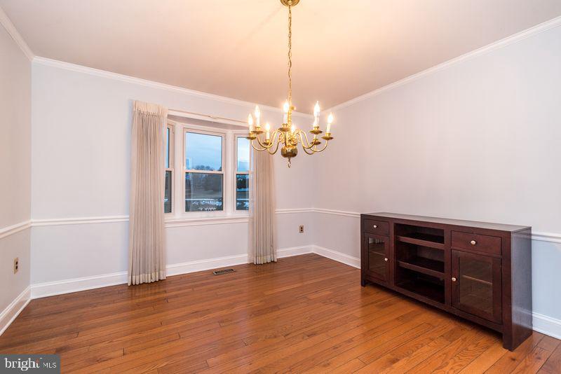 YARDLEY HUNT - Residential