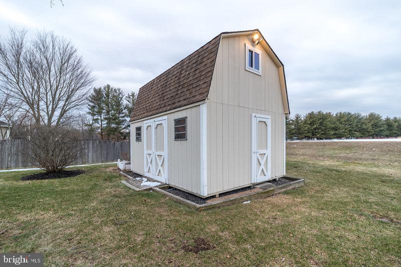 YARDLEY HUNT - Residential