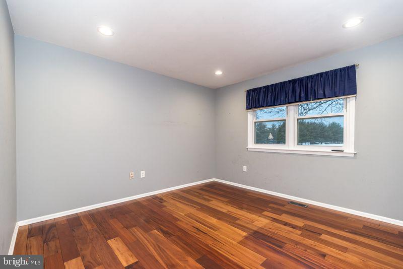 YARDLEY HUNT - Residential