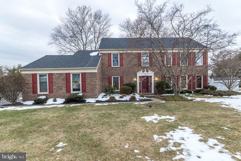 1363 LEXINGTON DRIVE