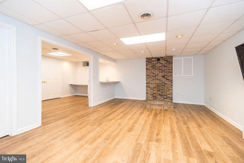 YARDLEY HUNT - Residential