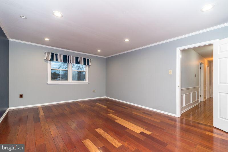 YARDLEY HUNT - Residential