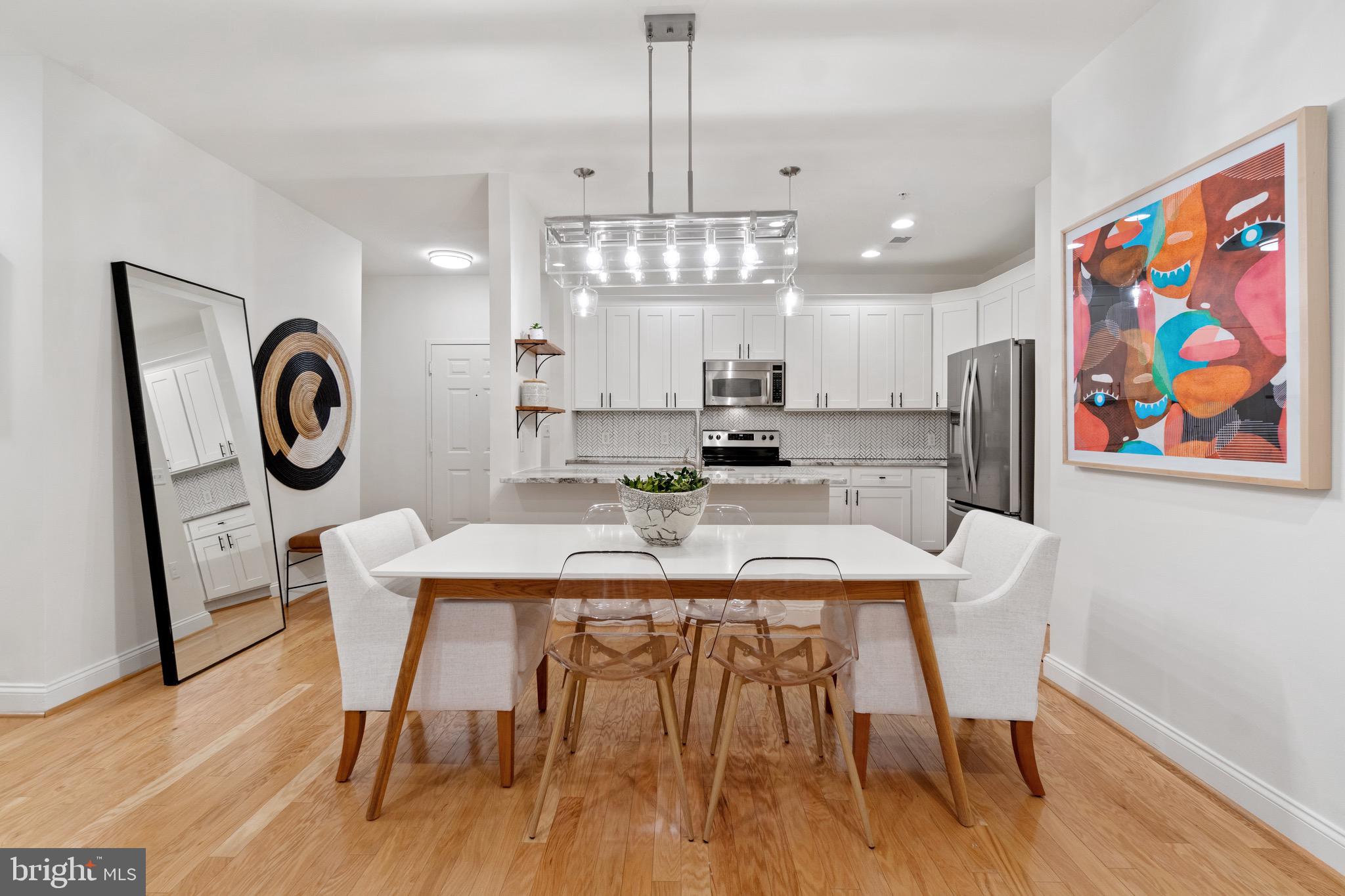 COLUMBIA TOWN CENTER - Residential