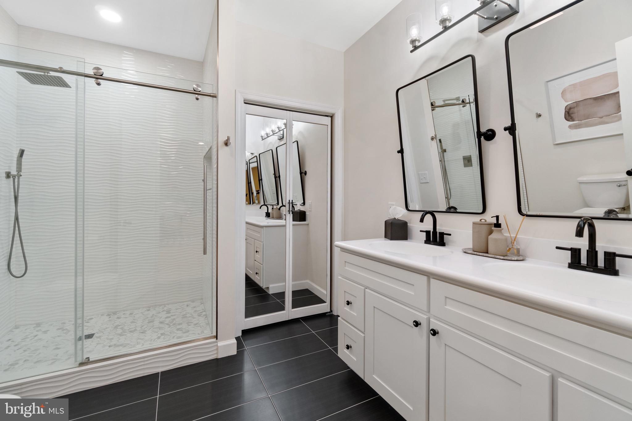 COLUMBIA TOWN CENTER - Residential