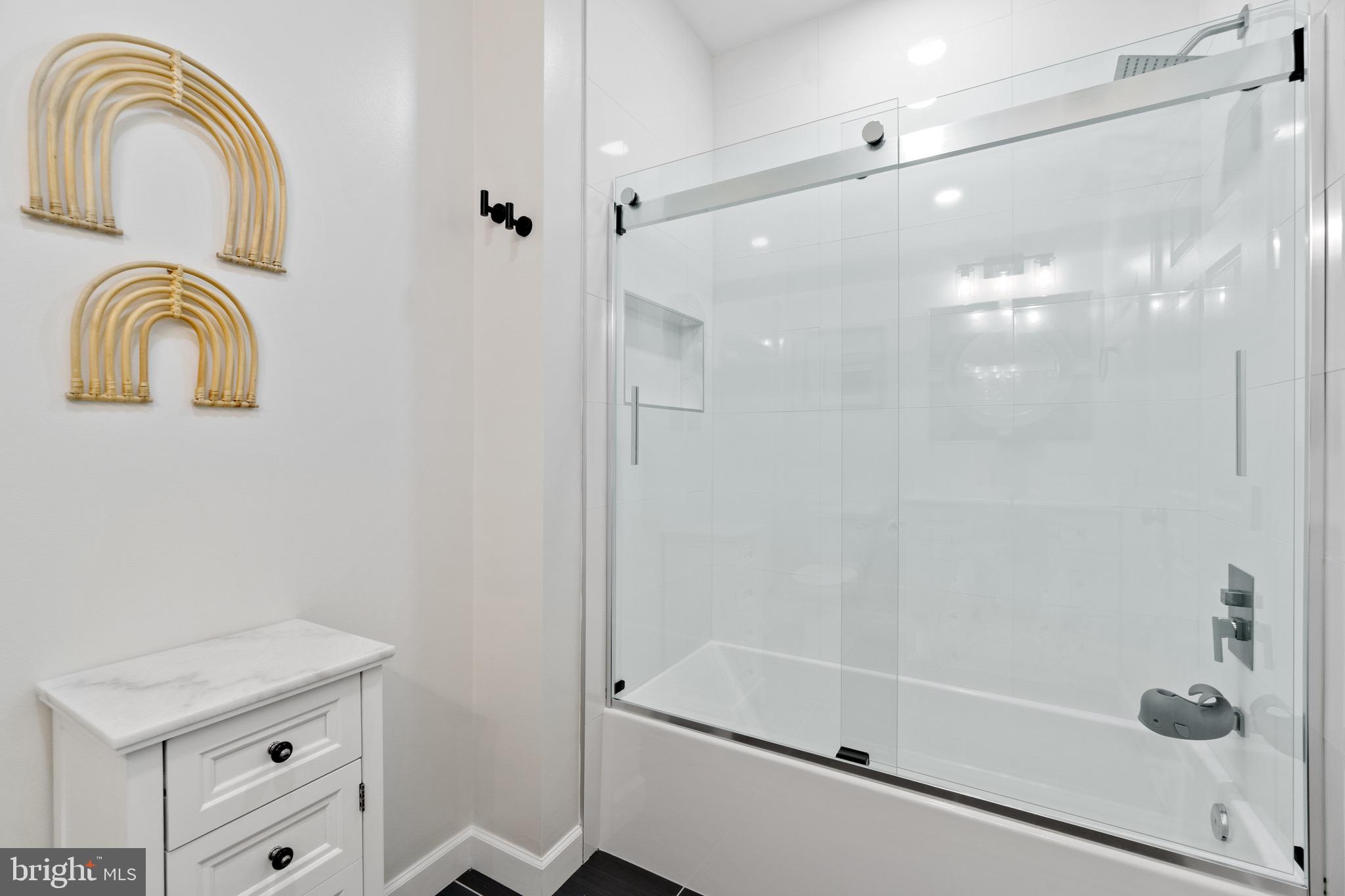 COLUMBIA TOWN CENTER - Residential