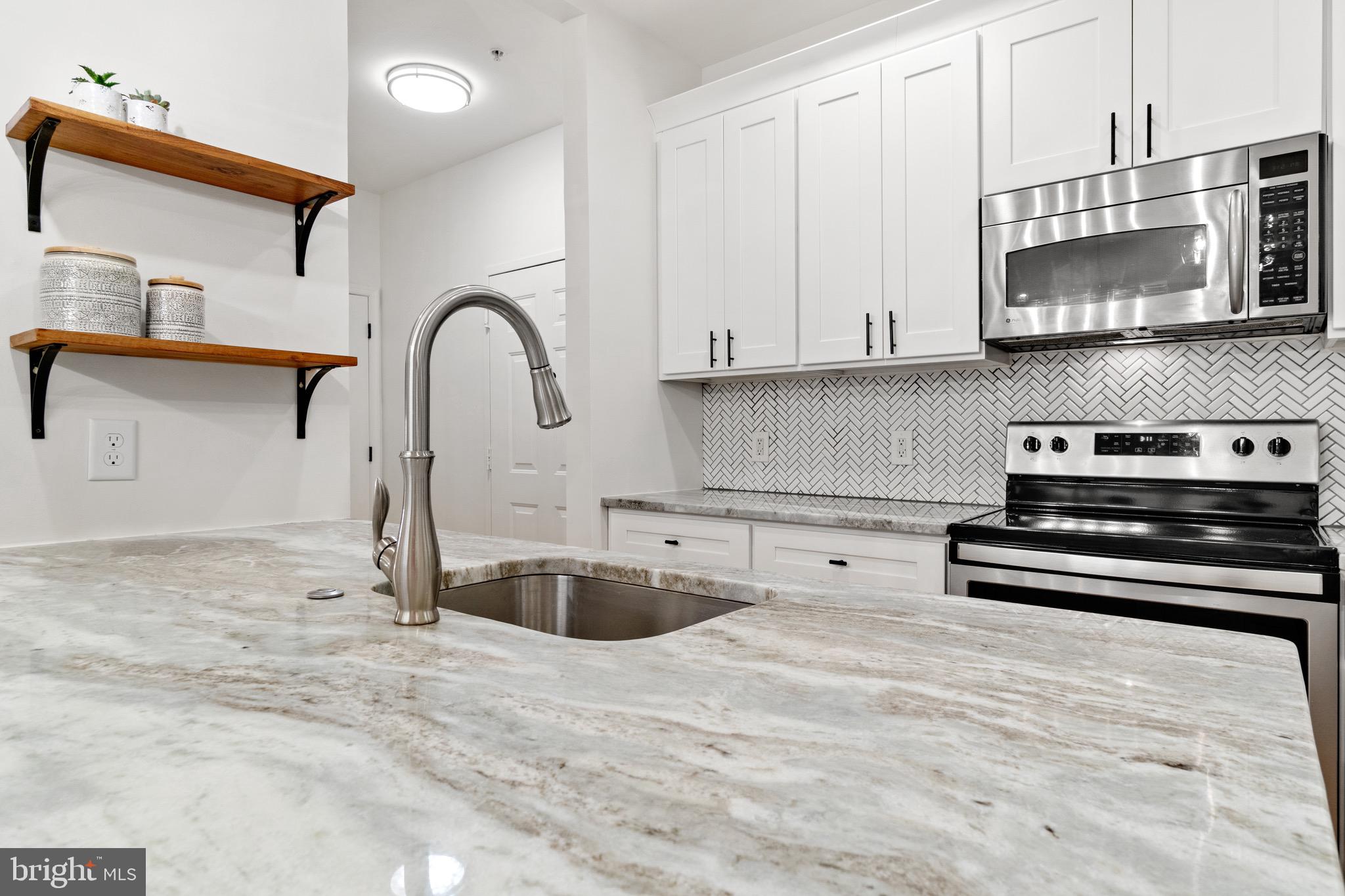 COLUMBIA TOWN CENTER - Residential