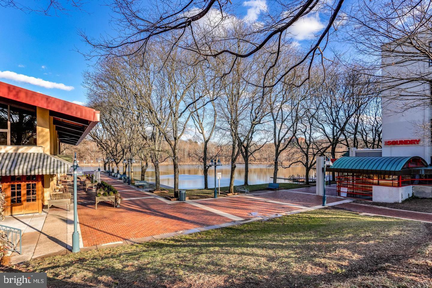 COLUMBIA TOWN CENTER - Residential