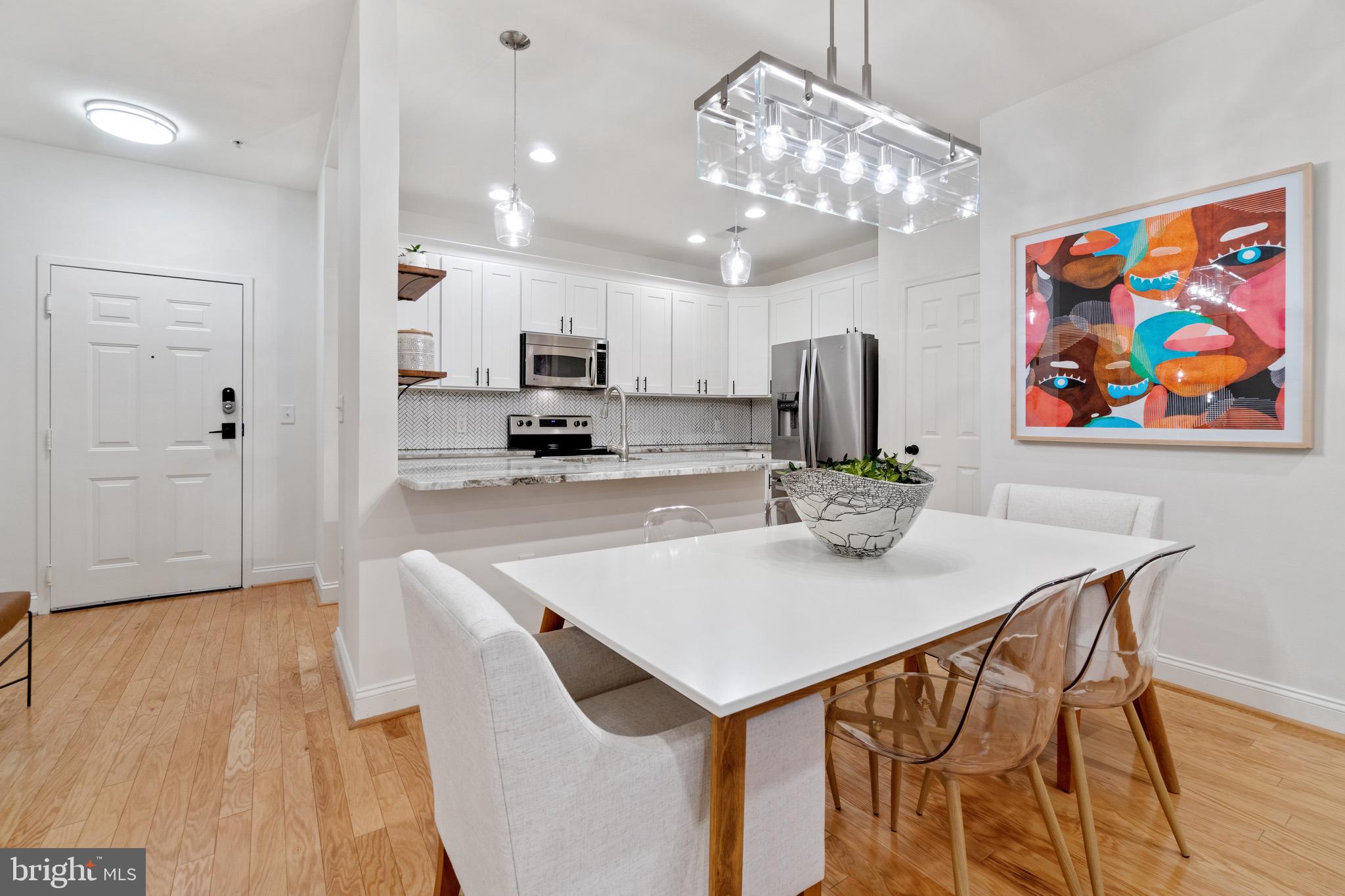 COLUMBIA TOWN CENTER - Residential