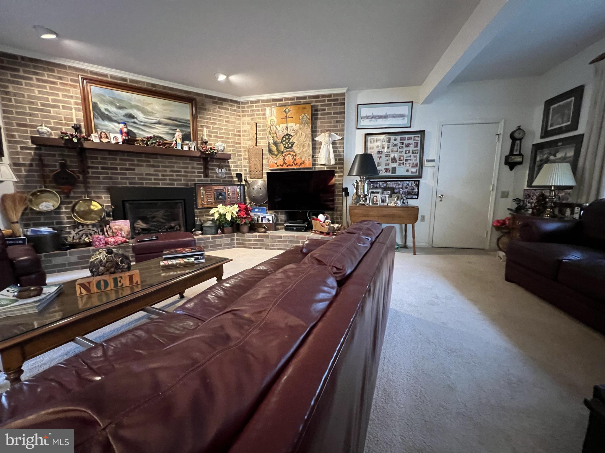 HARBOR HILLS - Residential