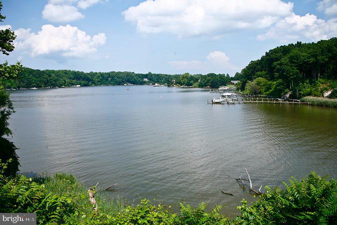 HARBOR HILLS - Residential