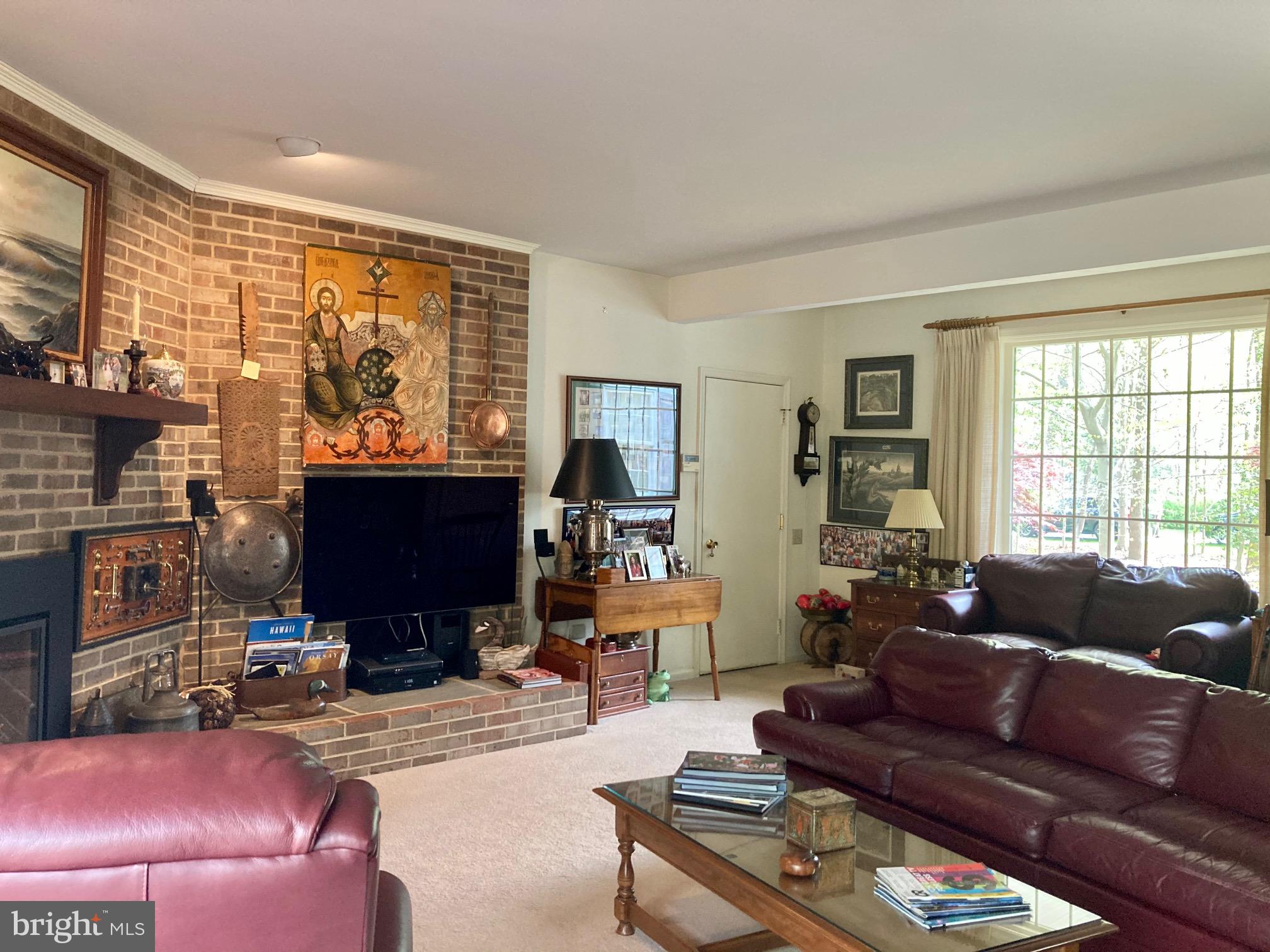 HARBOR HILLS - Residential