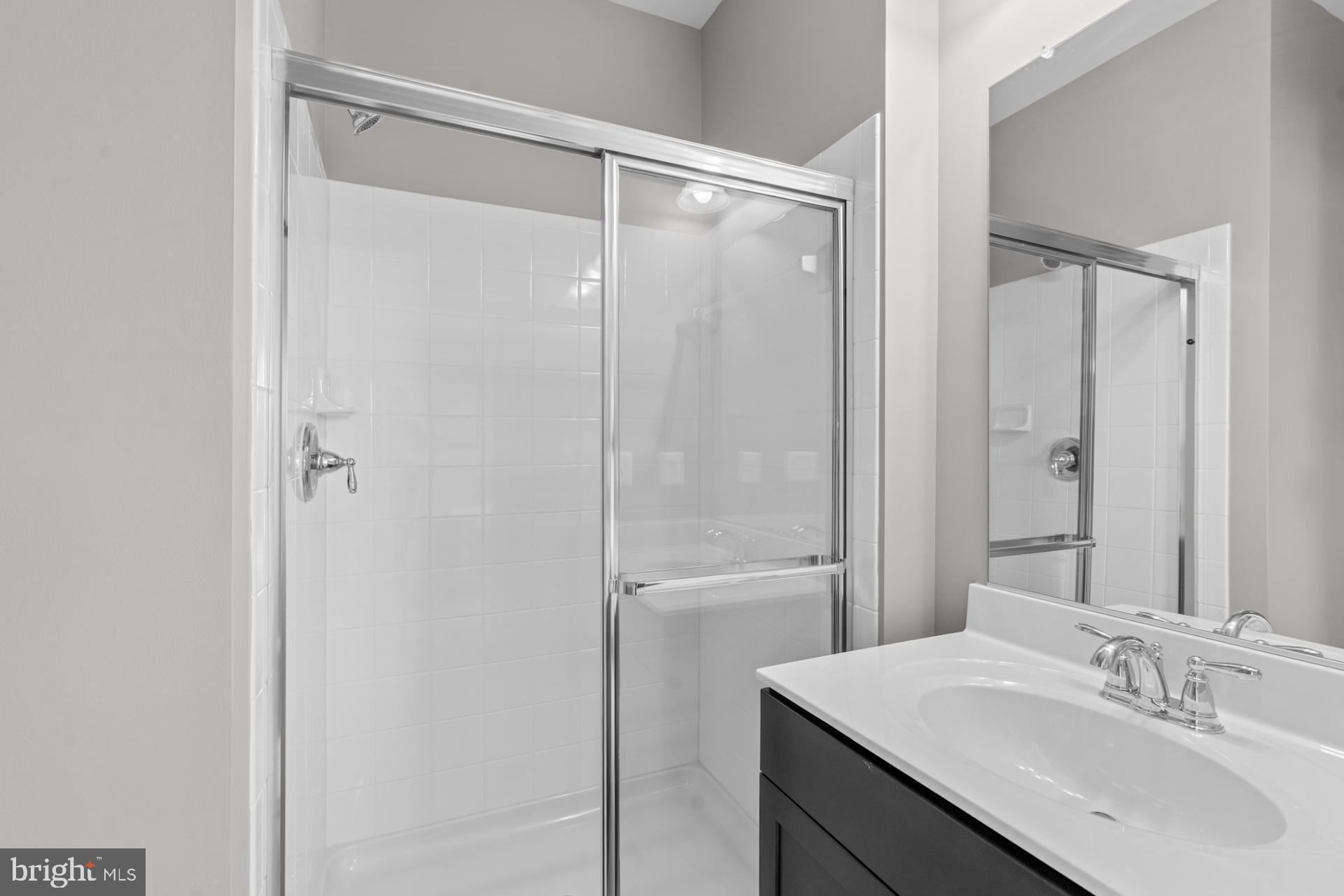 HOLLY RIDGE AT LAWNVALE - Residential