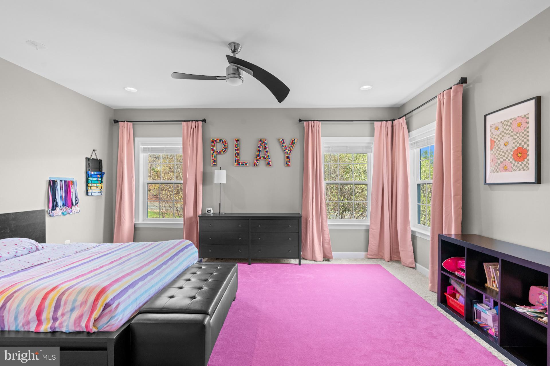 HOLLY RIDGE AT LAWNVALE - Residential