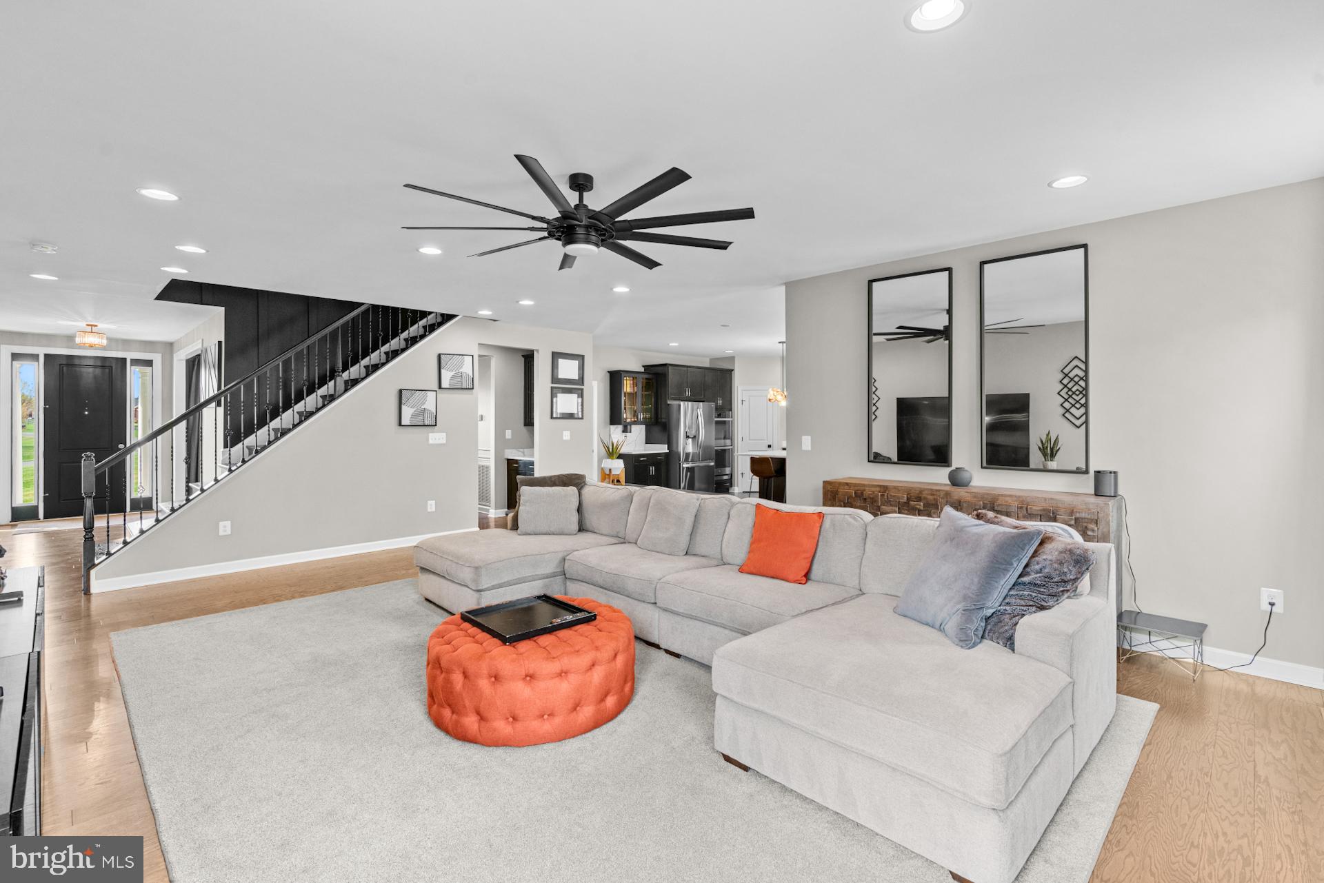 HOLLY RIDGE AT LAWNVALE - Residential