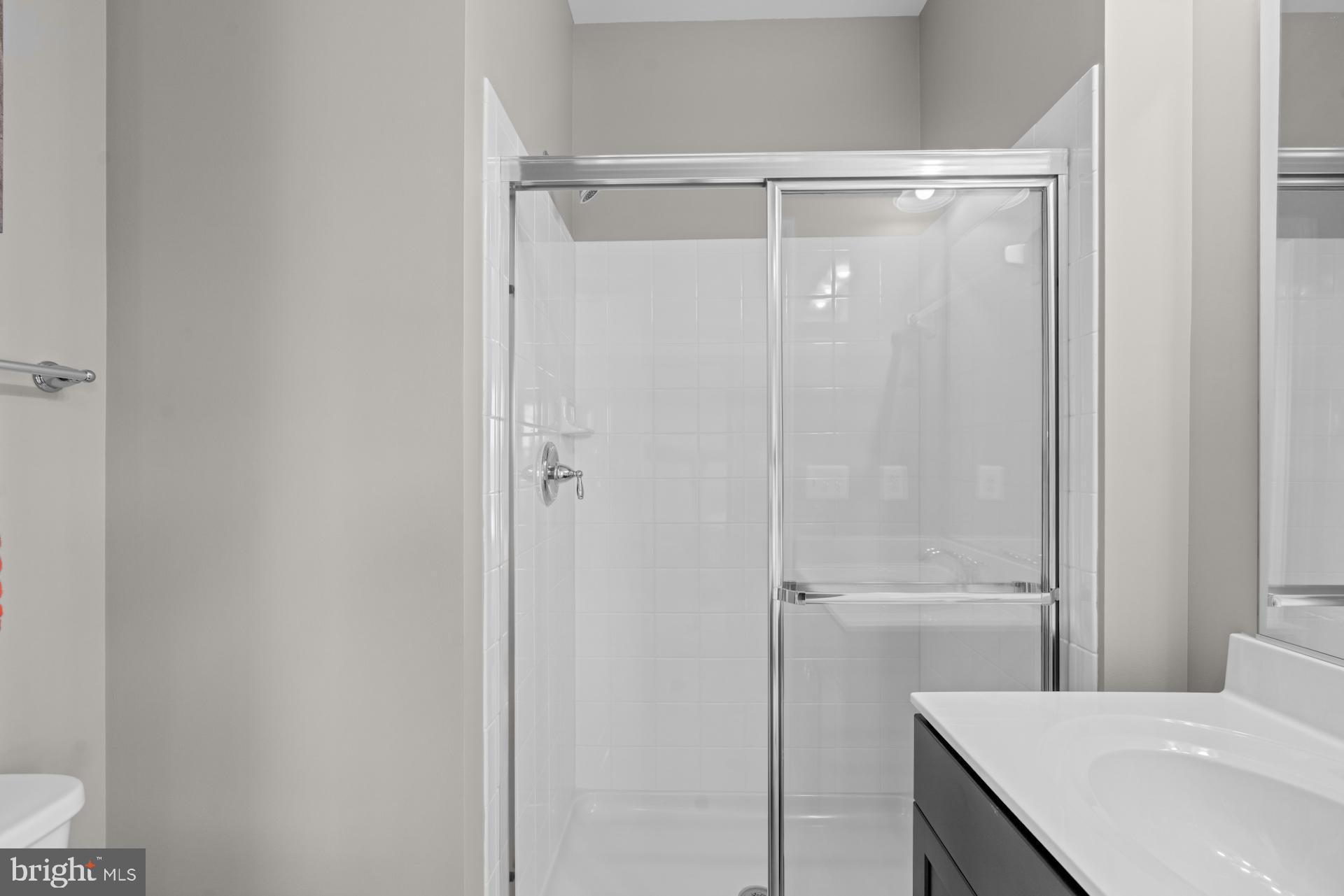 HOLLY RIDGE AT LAWNVALE - Residential