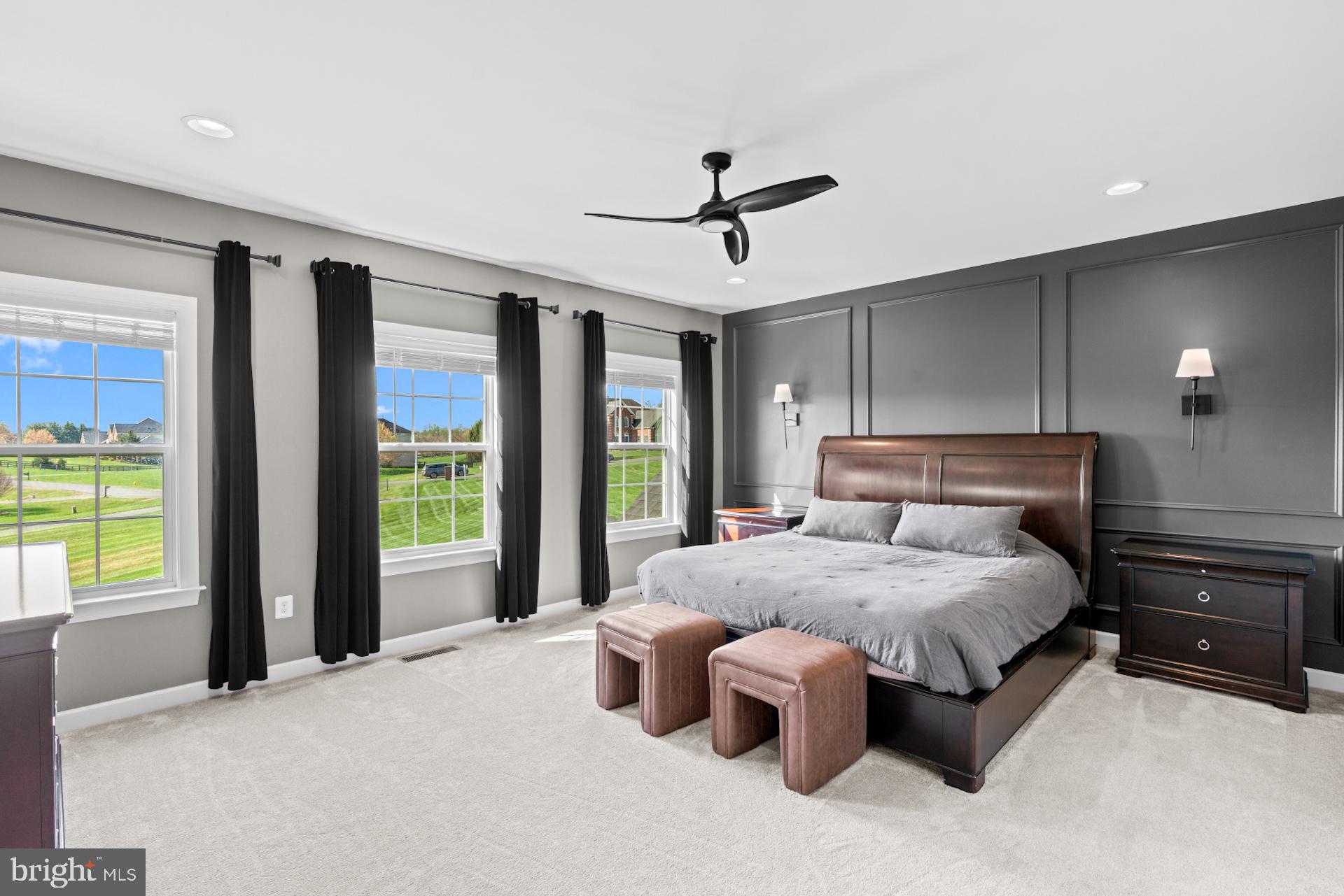 HOLLY RIDGE AT LAWNVALE - Residential