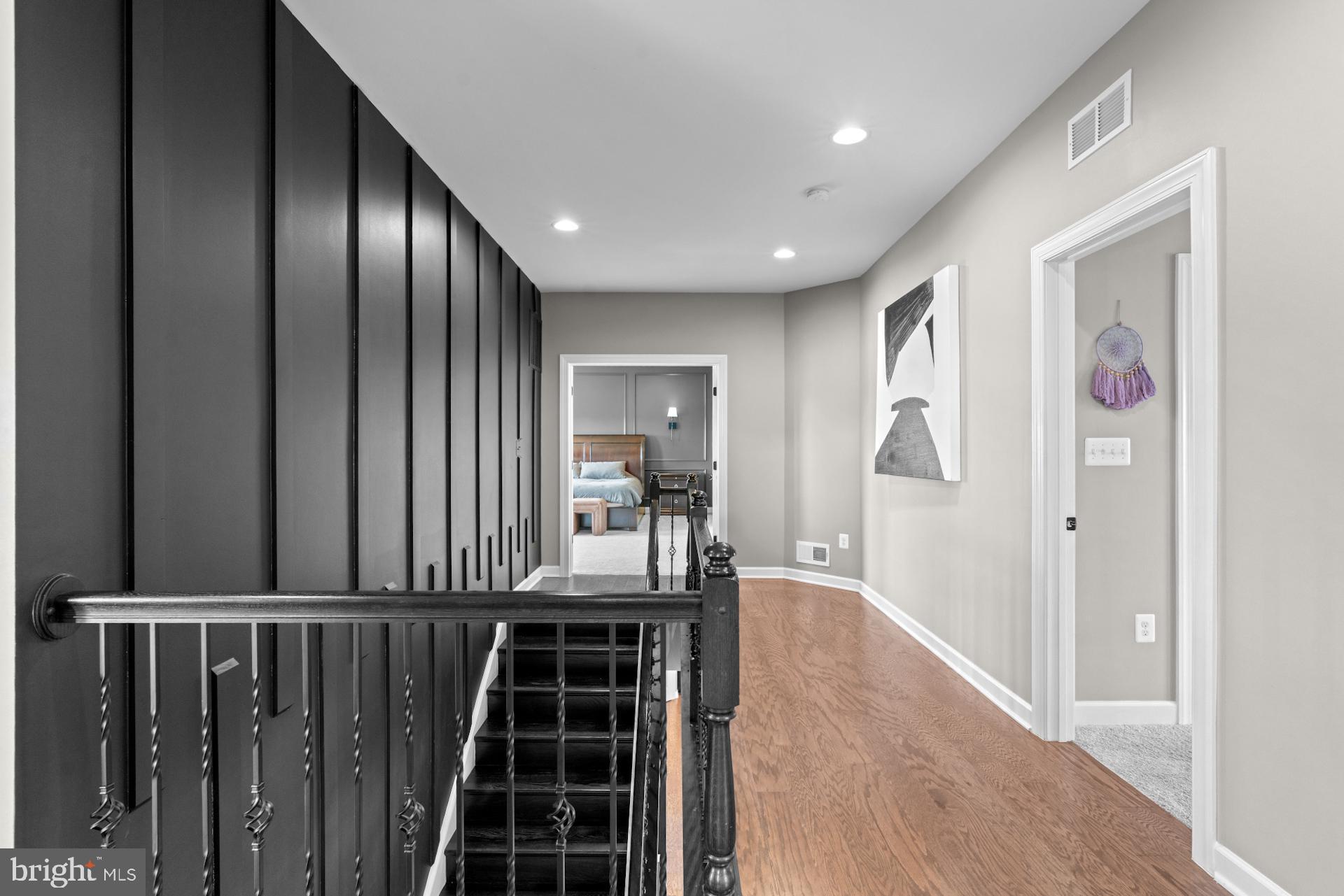 HOLLY RIDGE AT LAWNVALE - Residential