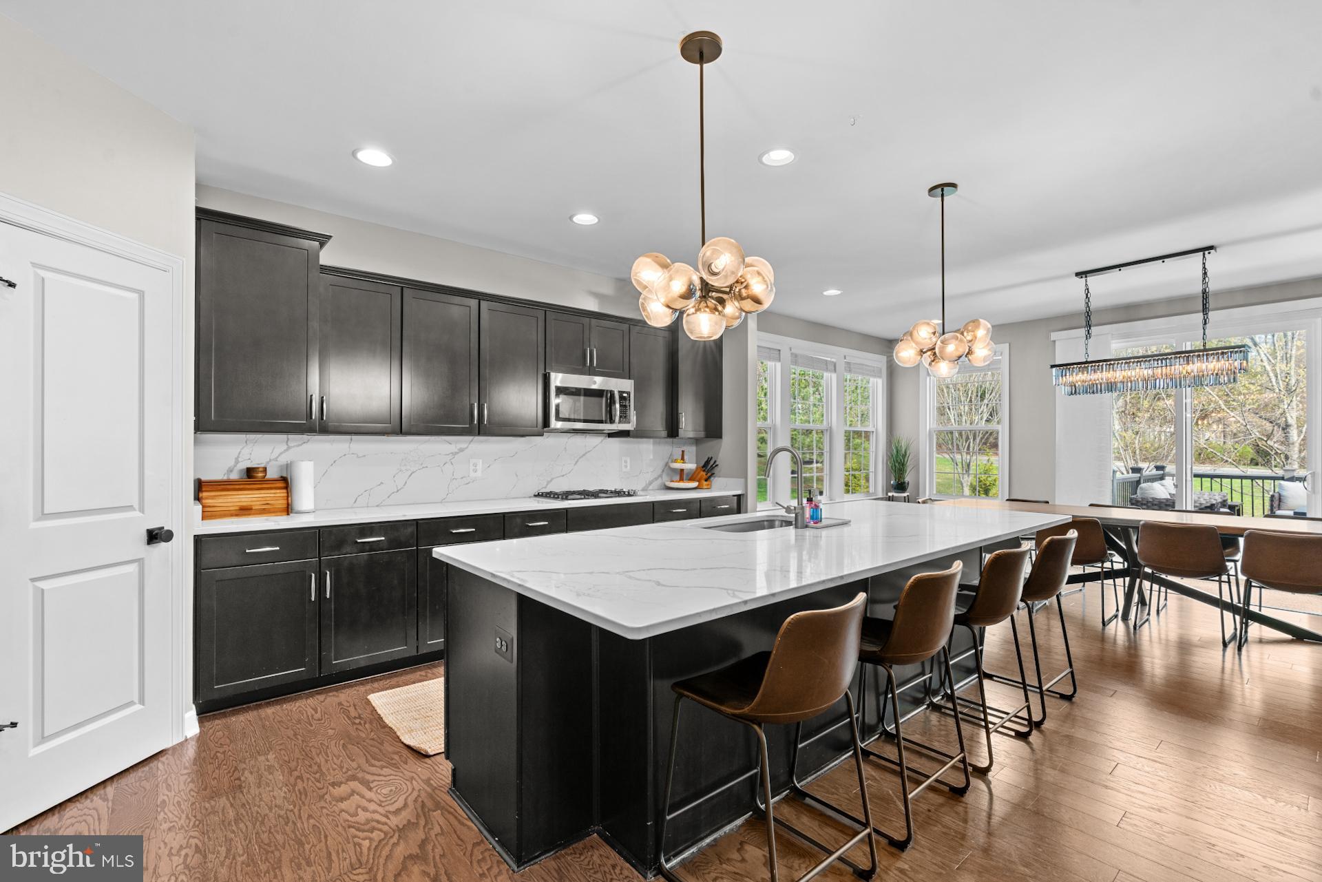 HOLLY RIDGE AT LAWNVALE - Residential