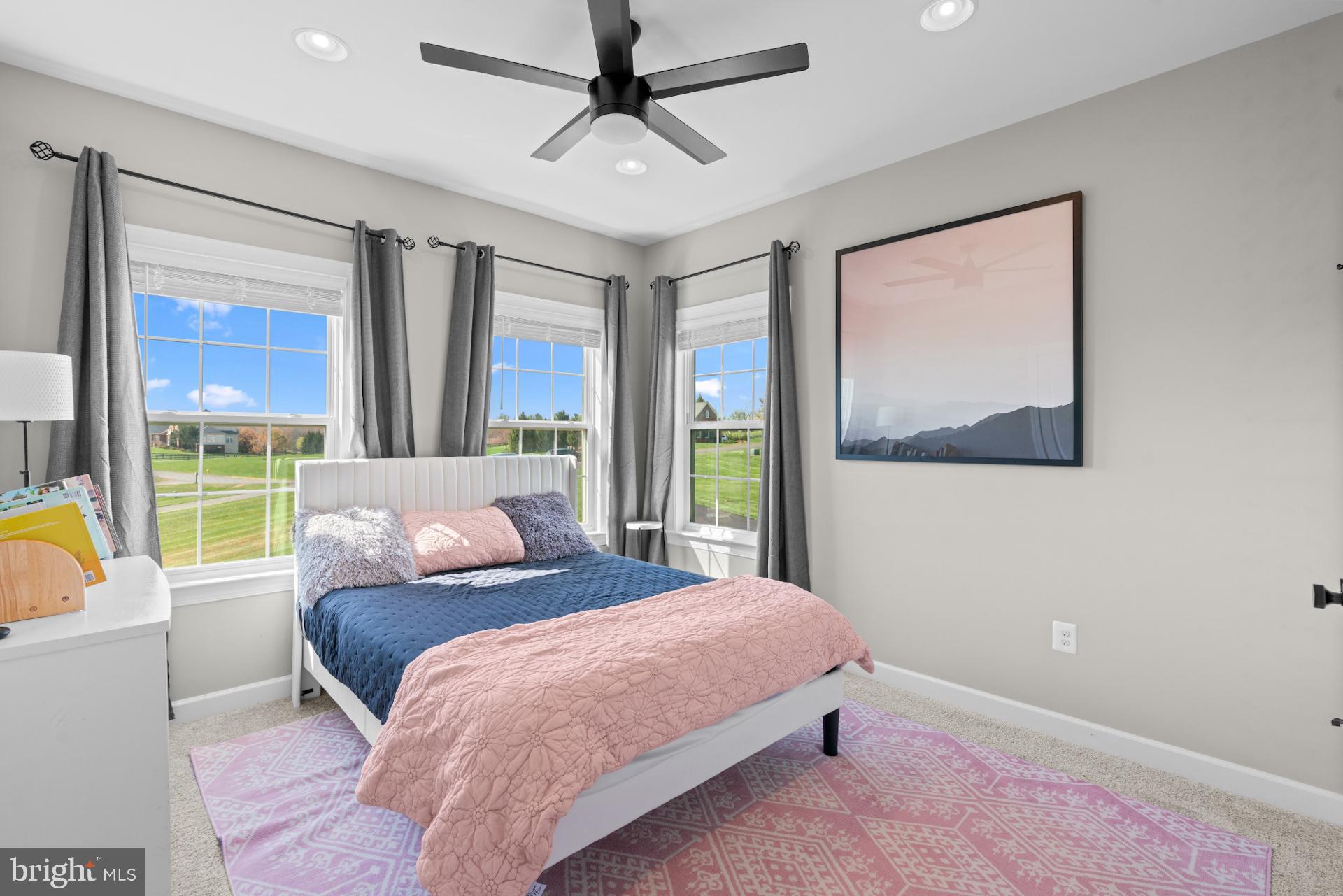 HOLLY RIDGE AT LAWNVALE - Residential