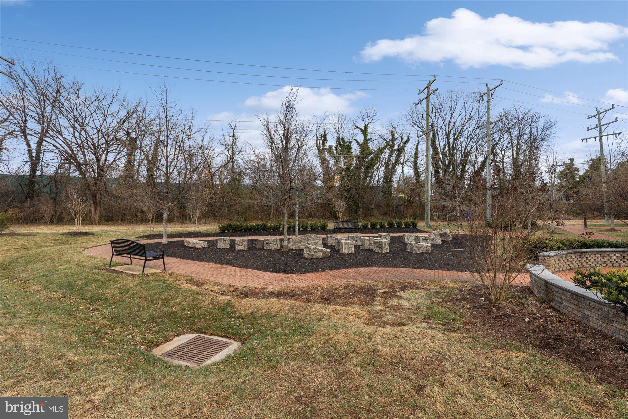 CRESCENT PLACE - Residential