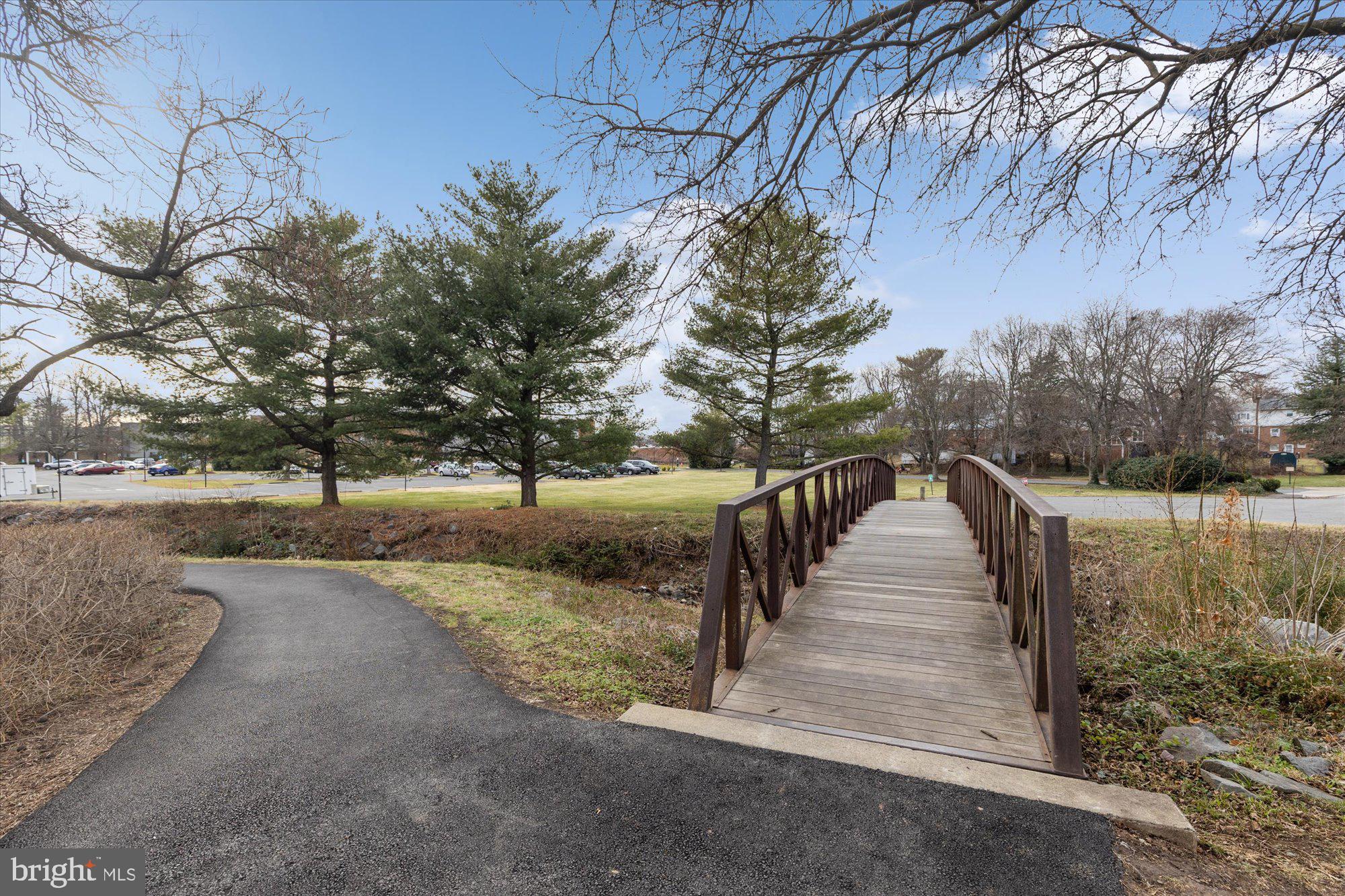 CRESCENT PLACE - Residential