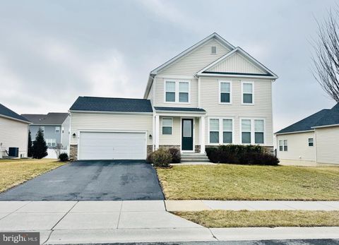 224 COURIER DRIVE CHARLES TOWN WV 25414