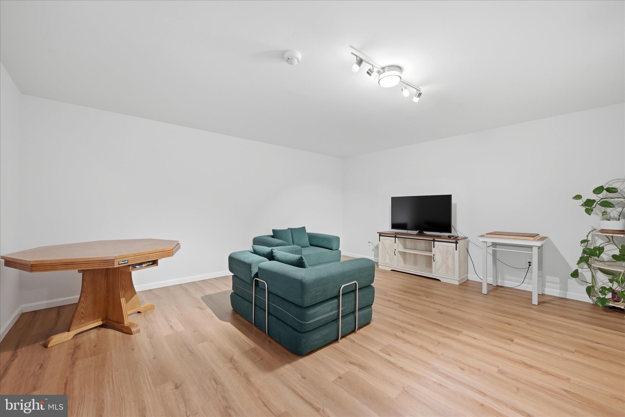 NORBORNE GLEBE - Residential