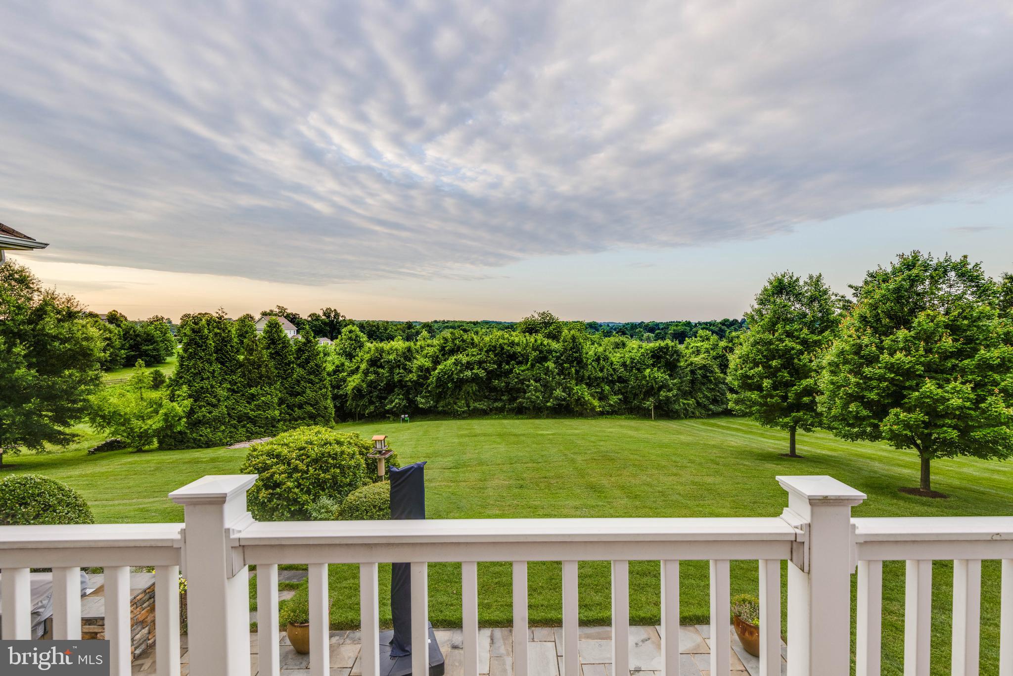 3913 BRIAR KNOLL CIRCLE