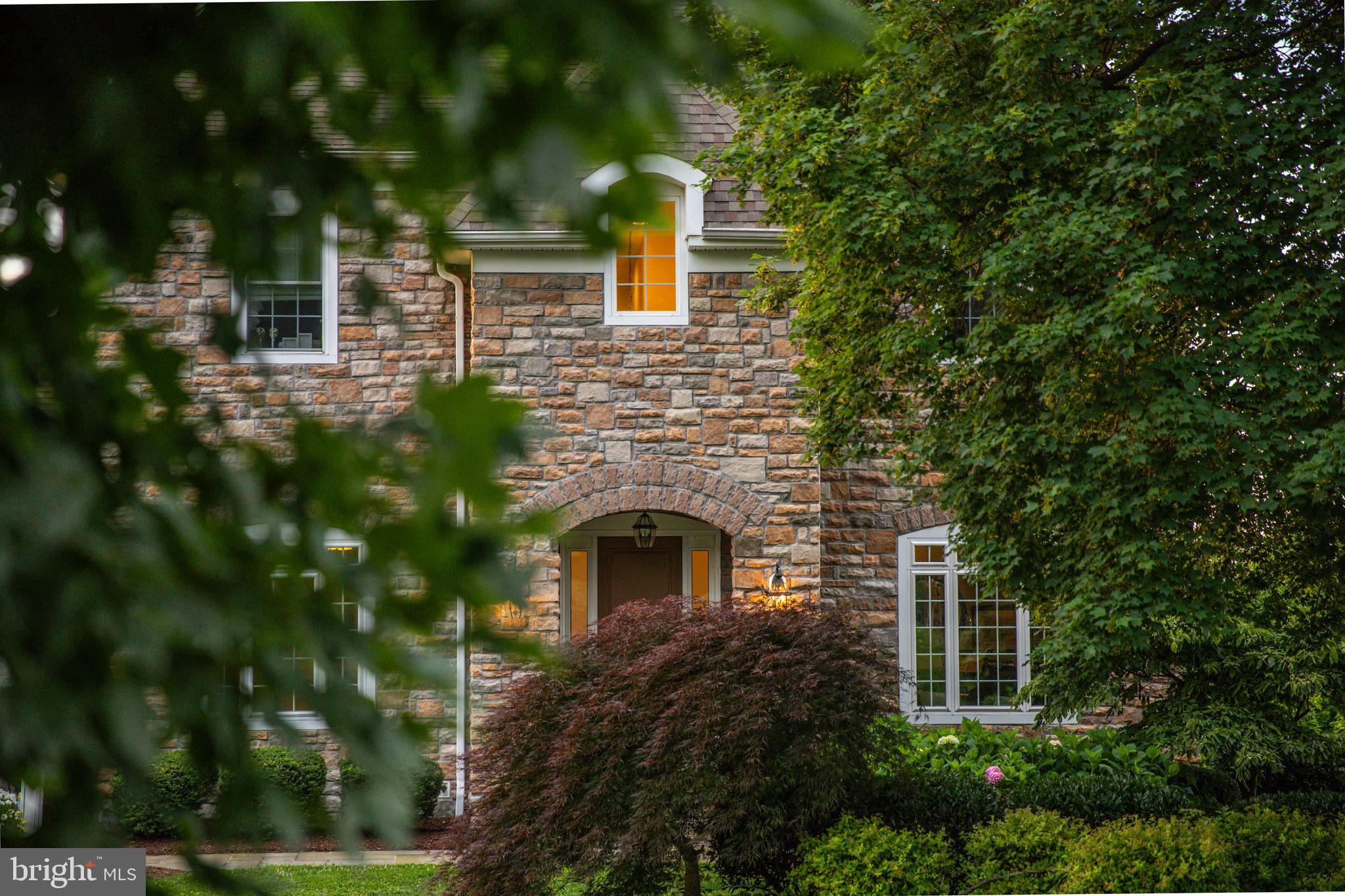 3913 BRIAR KNOLL CIRCLE
