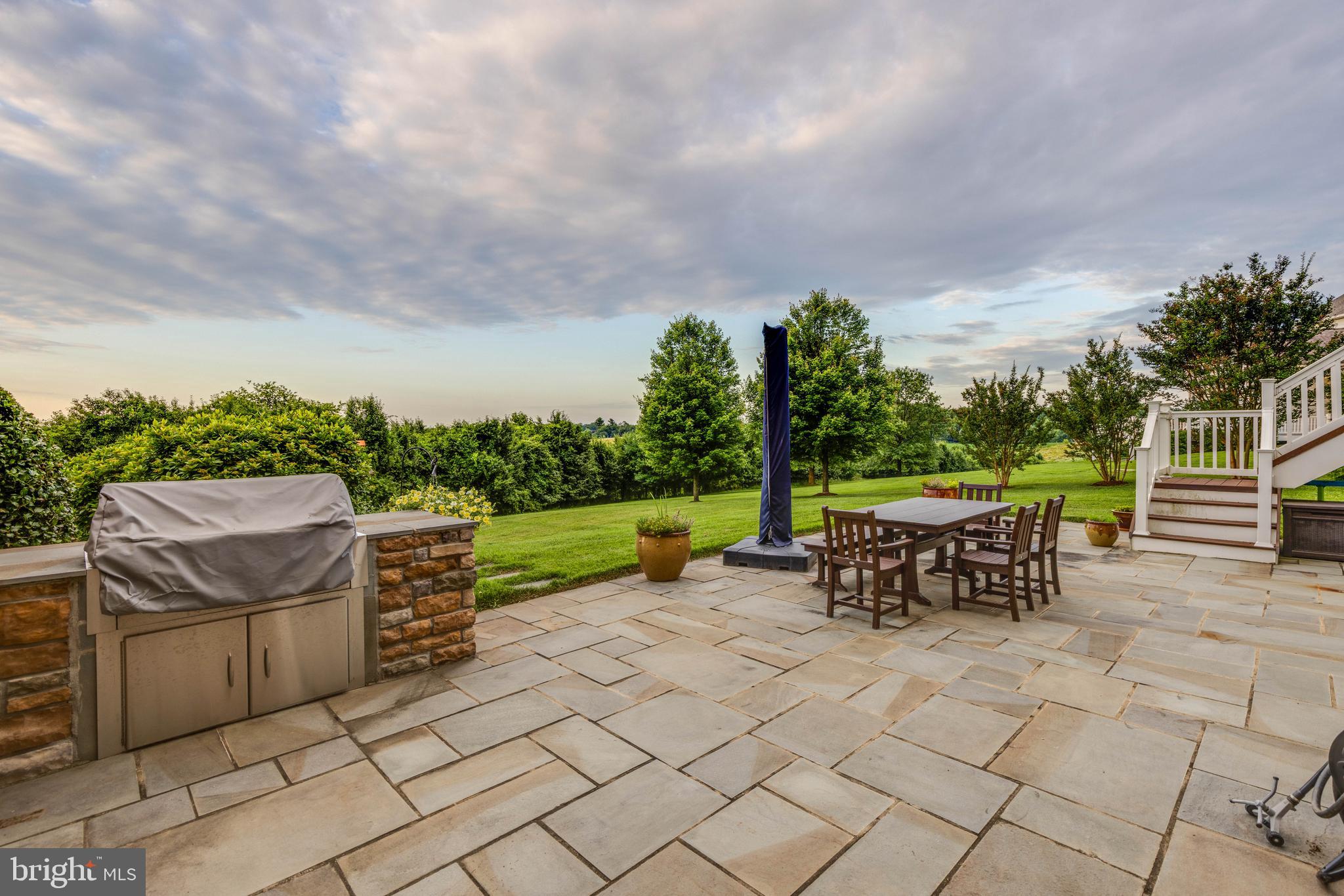 3913 BRIAR KNOLL CIRCLE