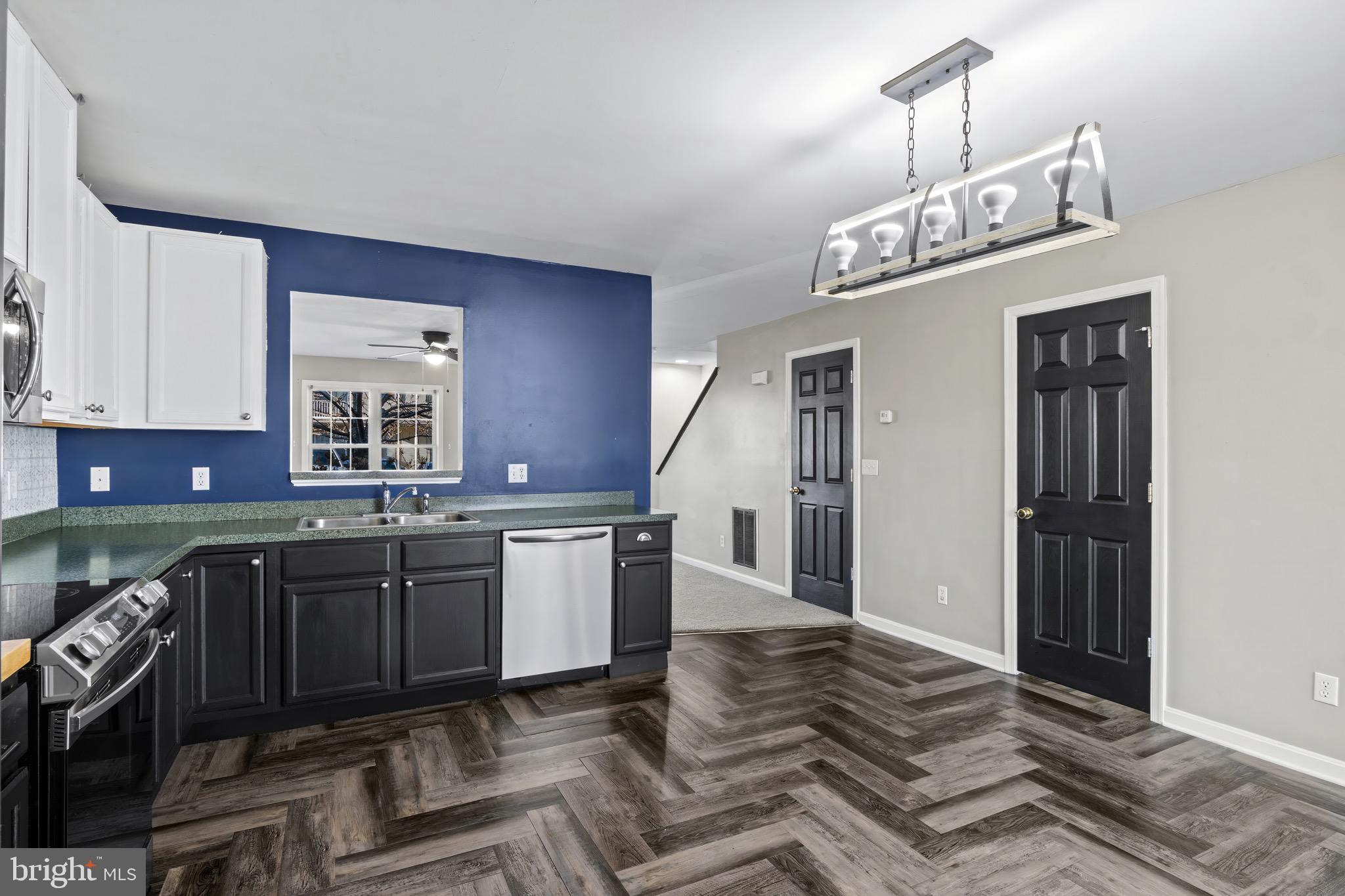 BURTONS CROSSING - Residential